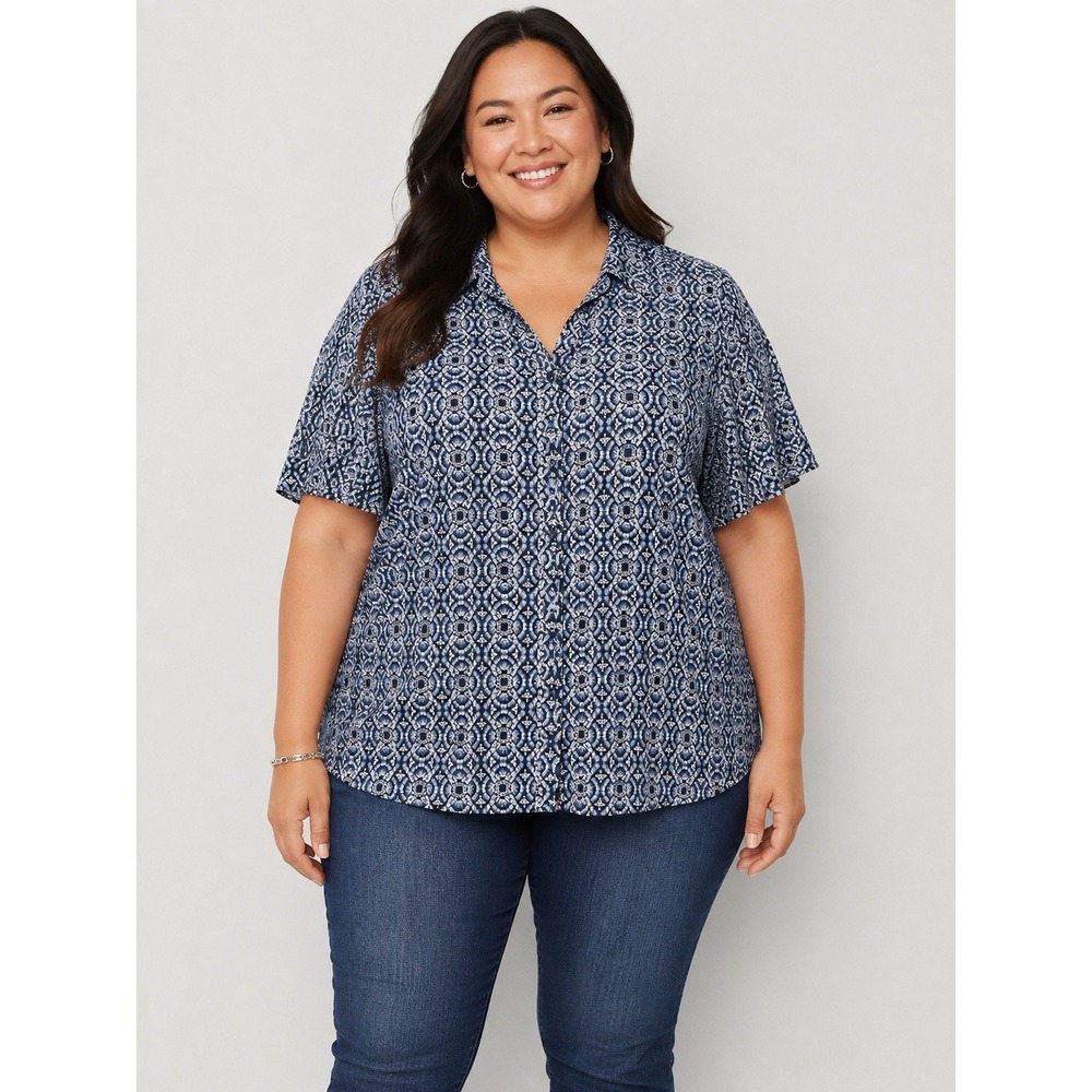 Catherines 3X Plus Size Blue White Geometric Medallion Button Up Blouse 26/28W